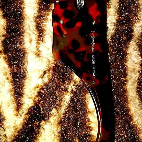 designer logo frames - Picture 5 of 11